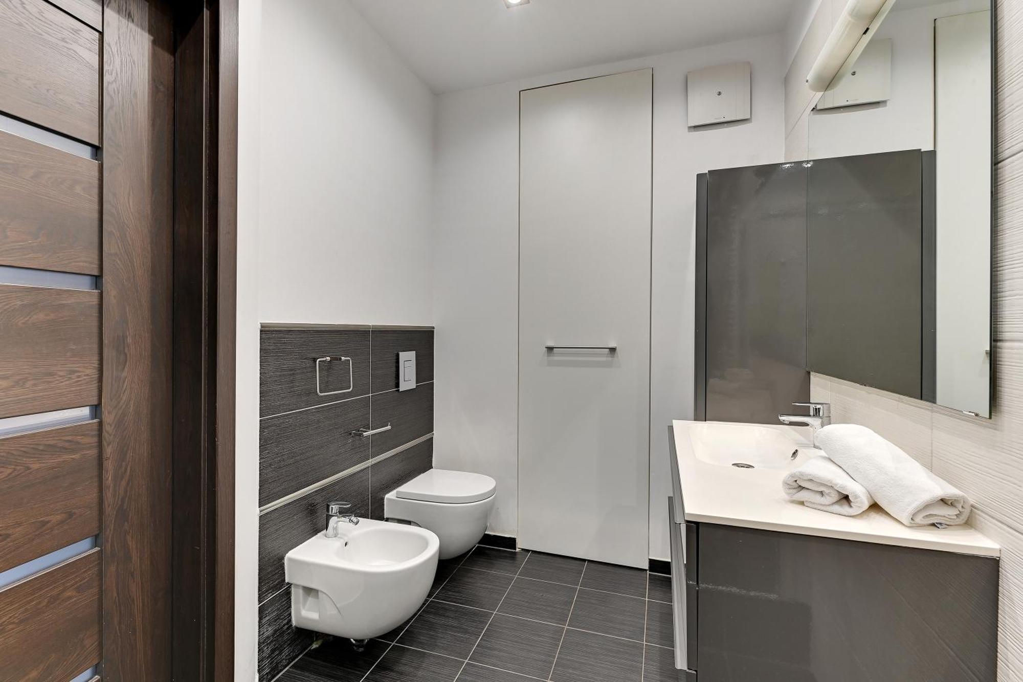 Szafarnia Deluxe Apartment Old Town กดัญสก์ ภายนอก รูปภาพ